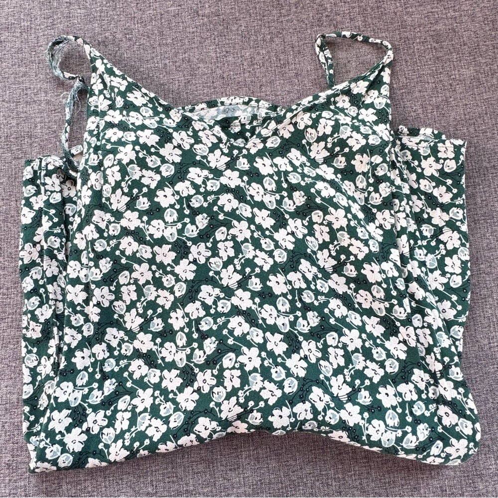 Reformation Marlowe Mini Dress in Green Floral Print - Picture 6 of 7